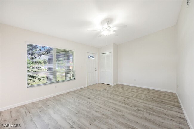Building Photo - 5024 Chiquita Blvd S