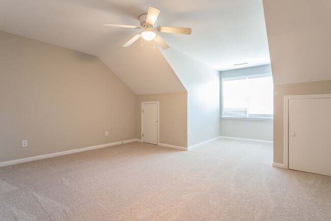 Building Photo - Spacious Wake Forest Town Home For Rent