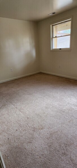 Building Photo - 226 Allison Ave