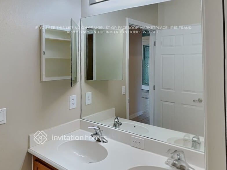Building Photo - 4557 Powderhorn Pl Dr
