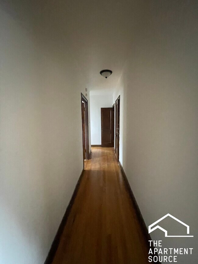 Building Photo - 3256 Maple