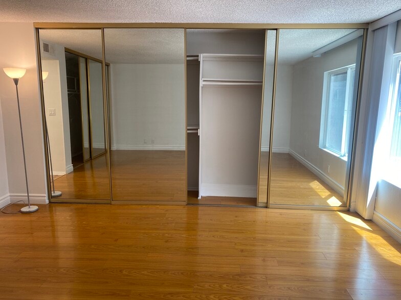Master Bedroom - 4200 Via Dolce