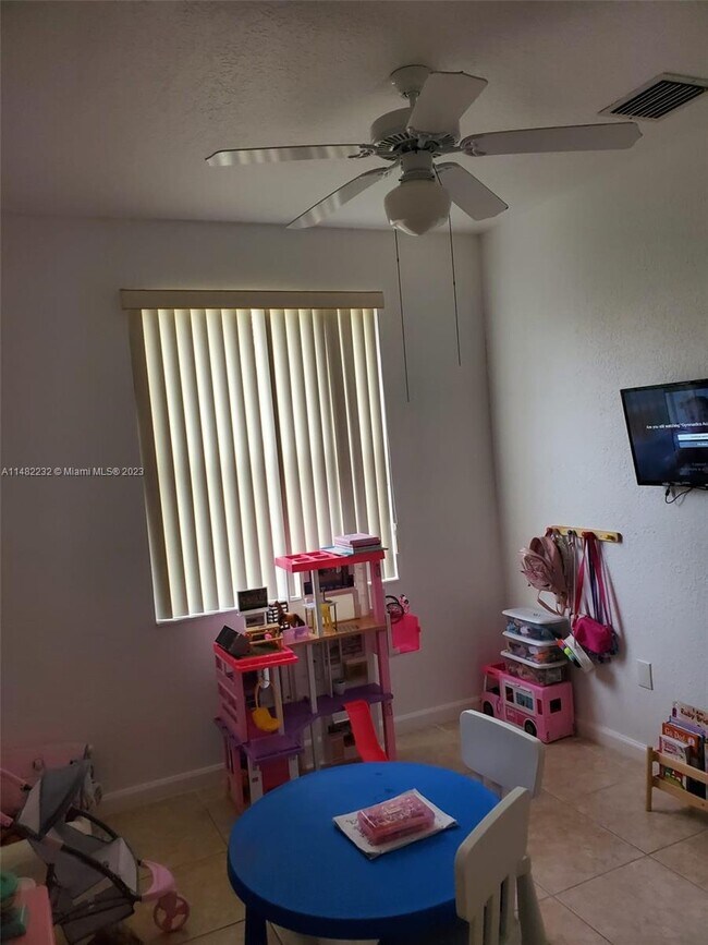 Building Photo - 10270 SW 59th St