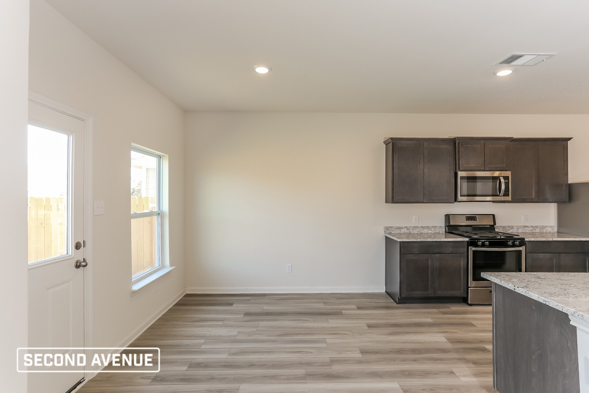 Building Photo - 9624 Sierra Grande Dr