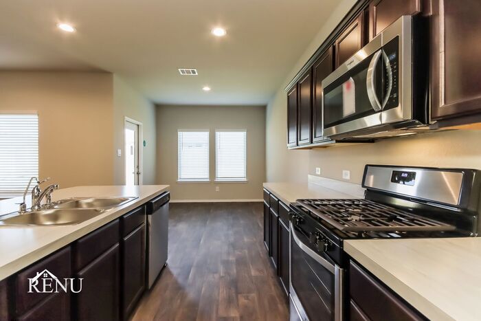 Building Photo - 20759 Central Concave Dr