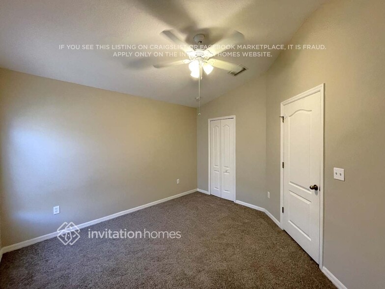 Building Photo - 10120 Perthshire Cir