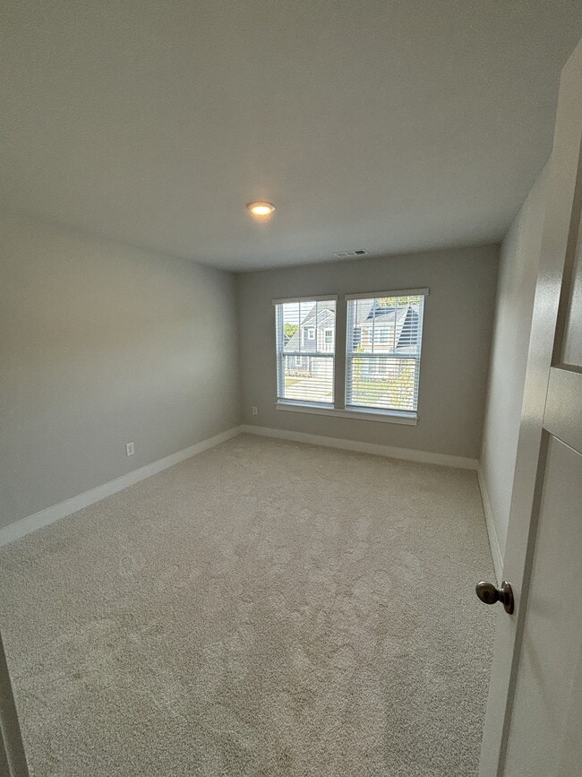 Building Photo - 112 Doya Ct