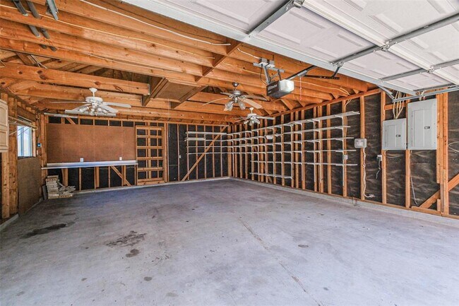 Building Photo - 12411 Santiago Cove Ln