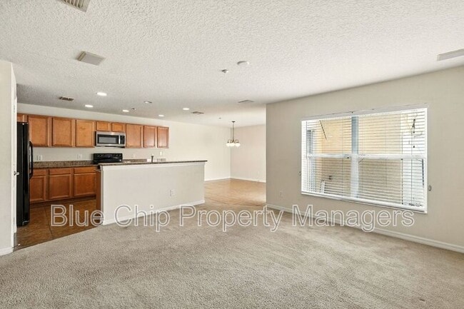 Building Photo - 13800 Golden Russet Dr