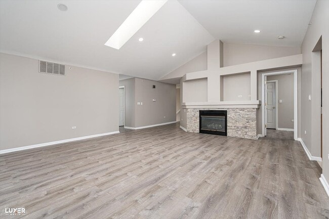 Building Photo - 7424 Lincoln Ave