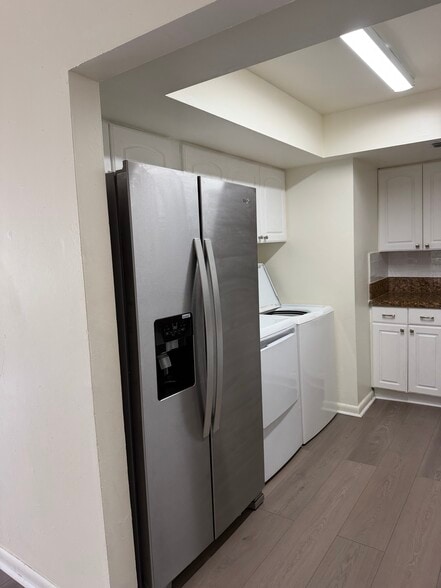 Building Photo - 2047 NW 56th Ave