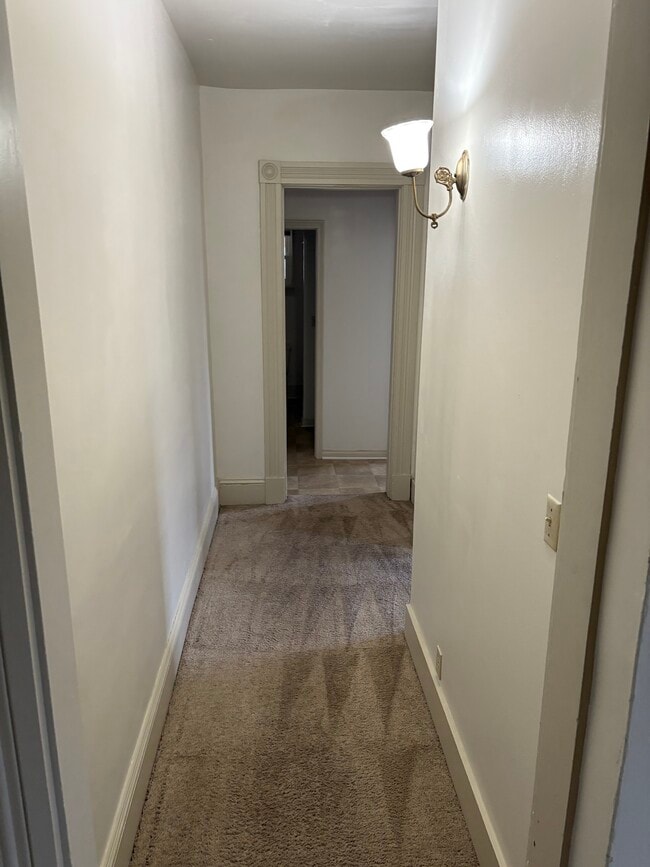 Building Photo - 740-746-746 N Wayne St