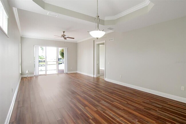 Building Photo - 1003 Bellasol Way