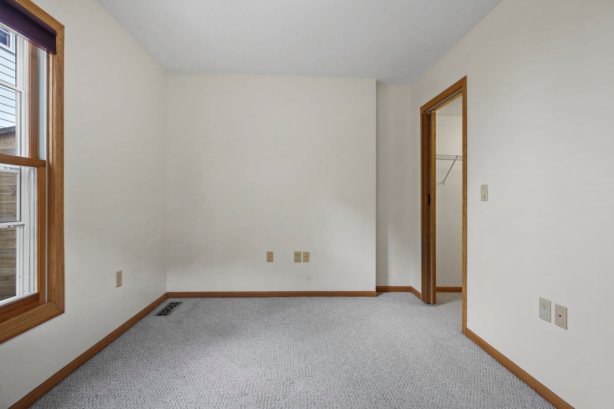 1st floor bedroom - 3633 Gregory St