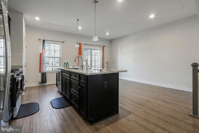 Building Photo - 14934 Ring House Rd