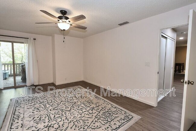 Building Photo - 6913 Navarro Ct