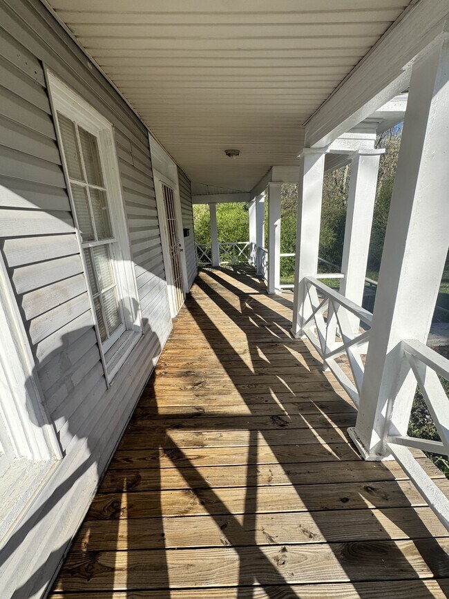 Building Photo - 4208 47th Ave N