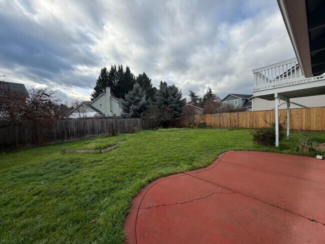 Building Photo - 160 Vintage Cir