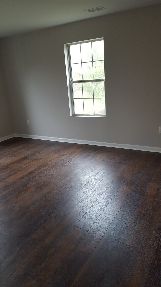 Building Photo - 114 Timberlake Terrace