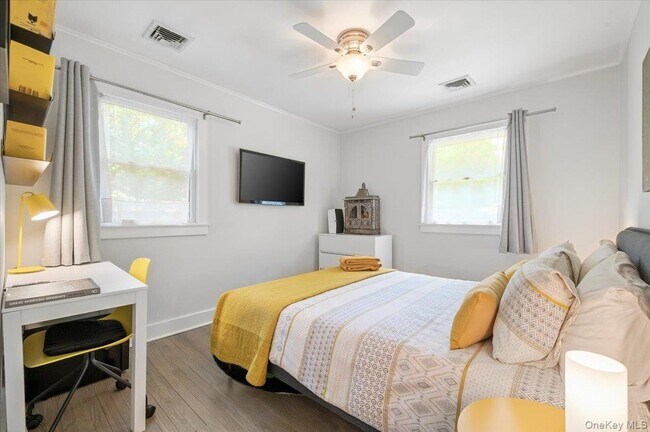 Building Photo - 94 Hands Creek Rd