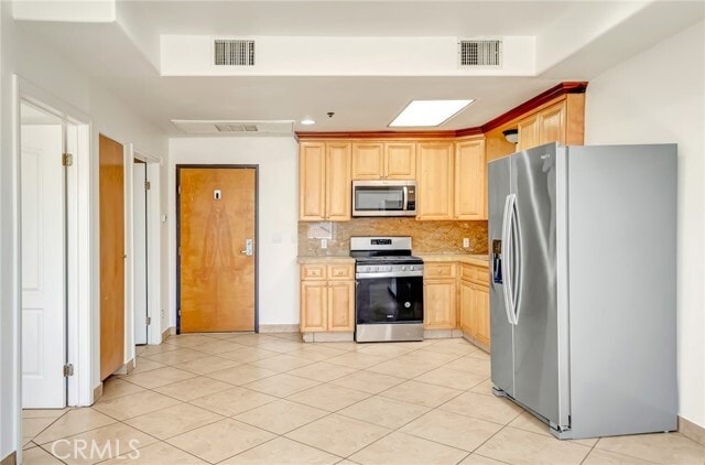 Building Photo - 316 S New Hampshire Ave