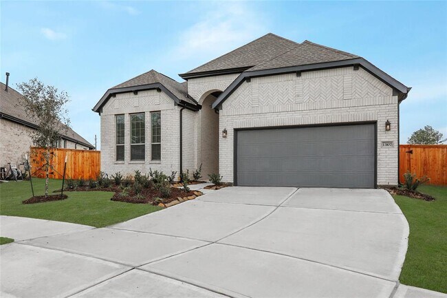 Building Photo - 13107 Wood Leaf Pk