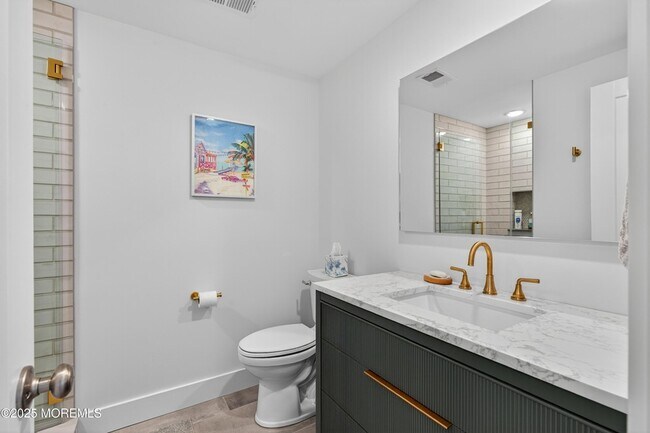 Building Photo - 3255 Goa Way