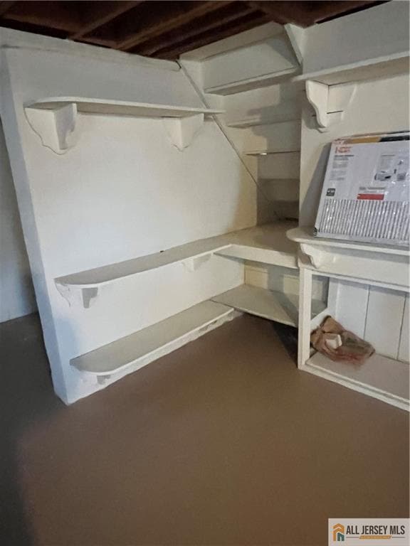 Building Photo - 102 Prentice Ave