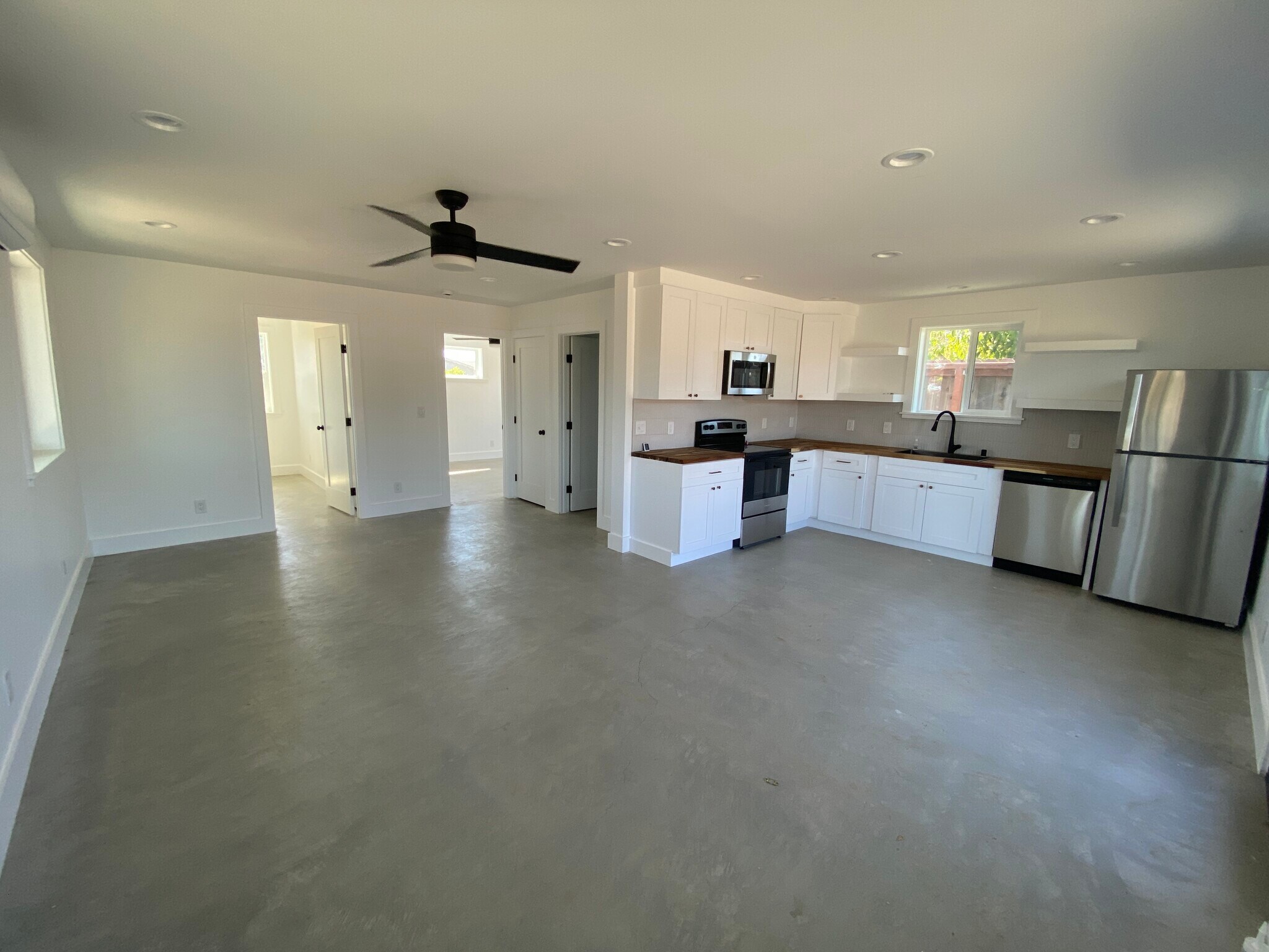 Building Photo - 20 Del Rey Ct
