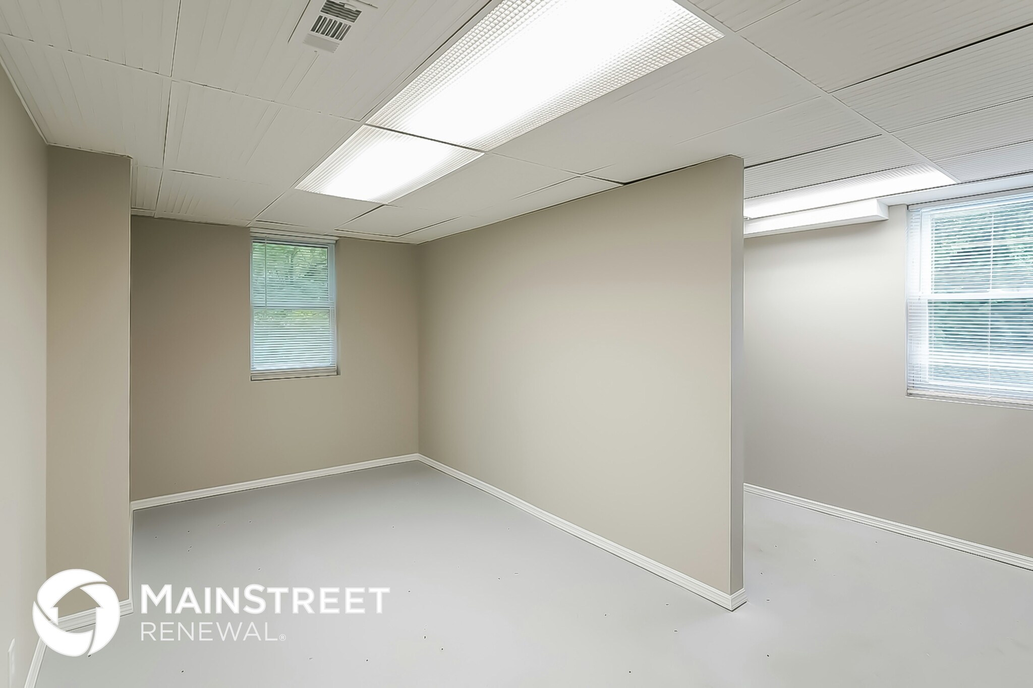 Building Photo - 212 Riverpoint Ct