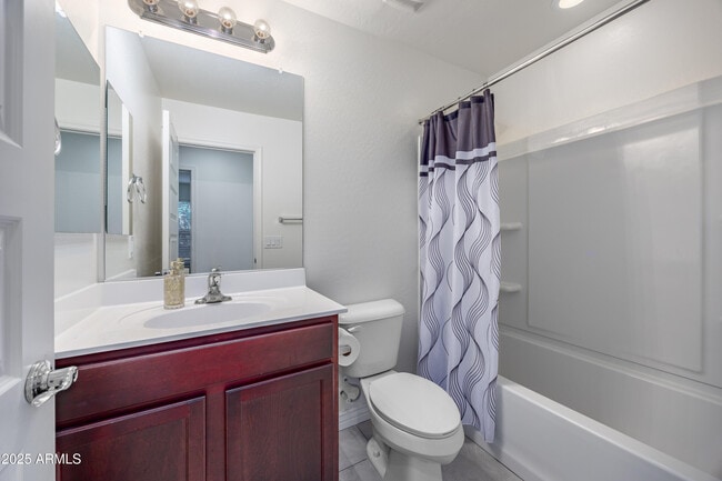 Building Photo - 18557 W Pueblo Ave