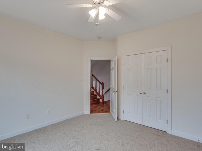 Building Photo - 701 Fitzhugh Way