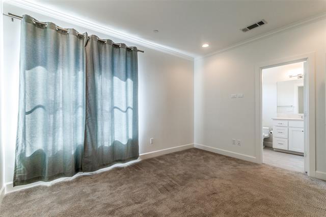 Building Photo - 3515 Normandy Ave