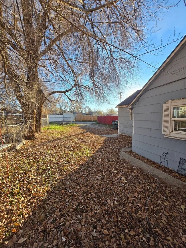 Building Photo - Cute newly updated 1 Bedroom in Ogden