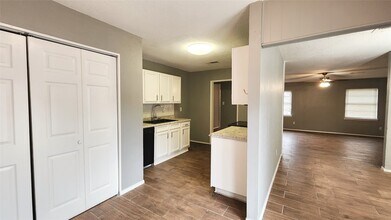 Building Photo - 24119 Anchor Ranch Dr