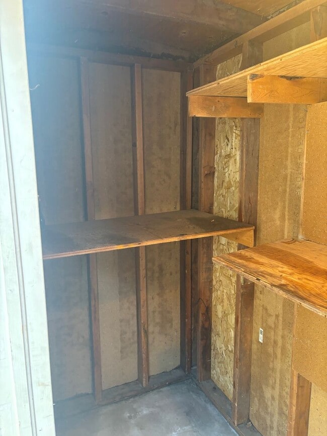 Building Photo - Updated 3bd/2.5ba Townhome in Lakewood