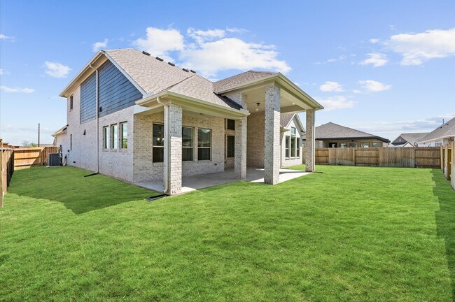 Building Photo - 5702 Diamond Dust Dr