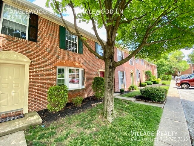Primary Photo - 442 Tanglewood Ln
