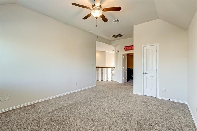 Building Photo - 9915 St Romain Dr