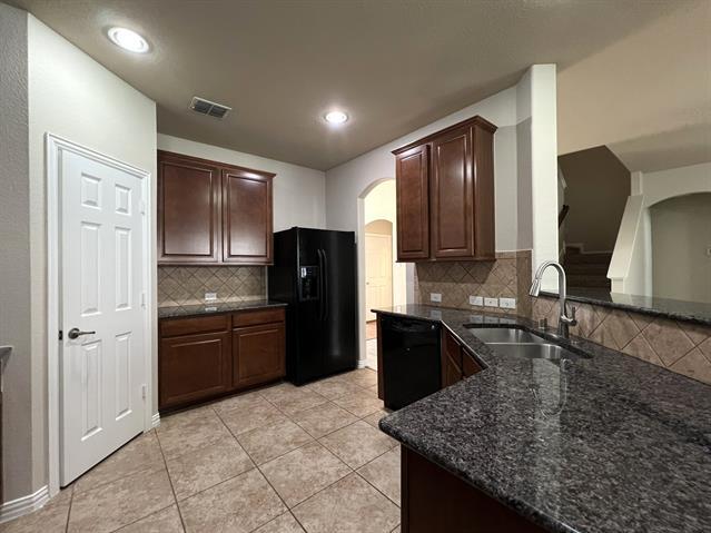 Building Photo - 5753 Fountain Flat Dr