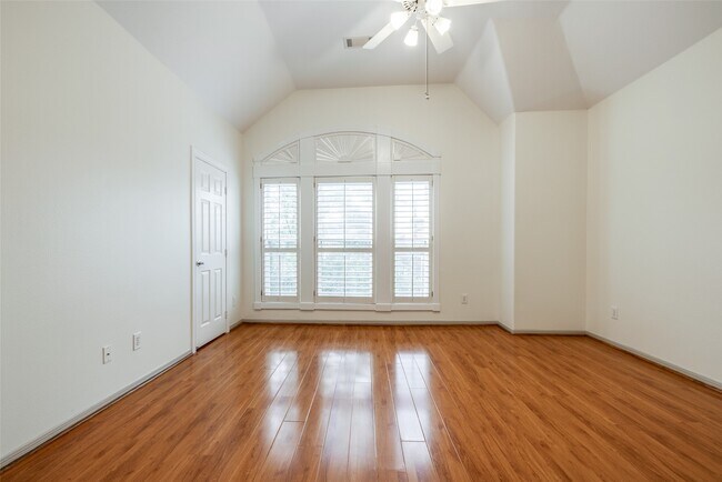 Building Photo - 2019 Morse St