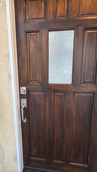 Building Photo - 14627 Gledhill St