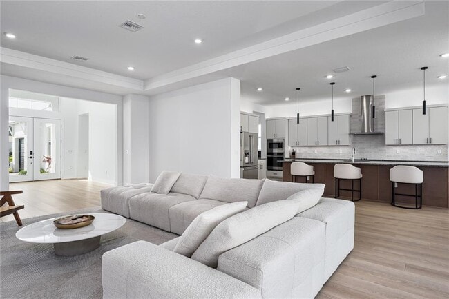 Building Photo - 8210 Golden Bch Ct