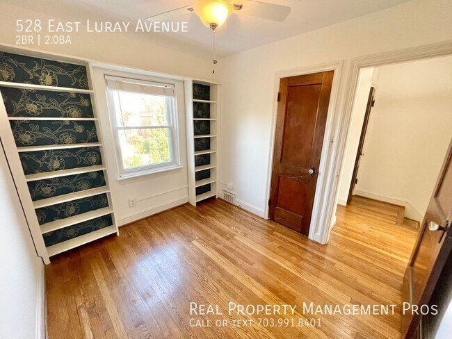Building Photo - 528 E Luray Ave