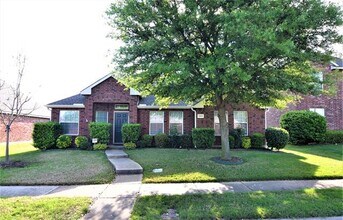 Building Photo - 1304 Hansberry Dr