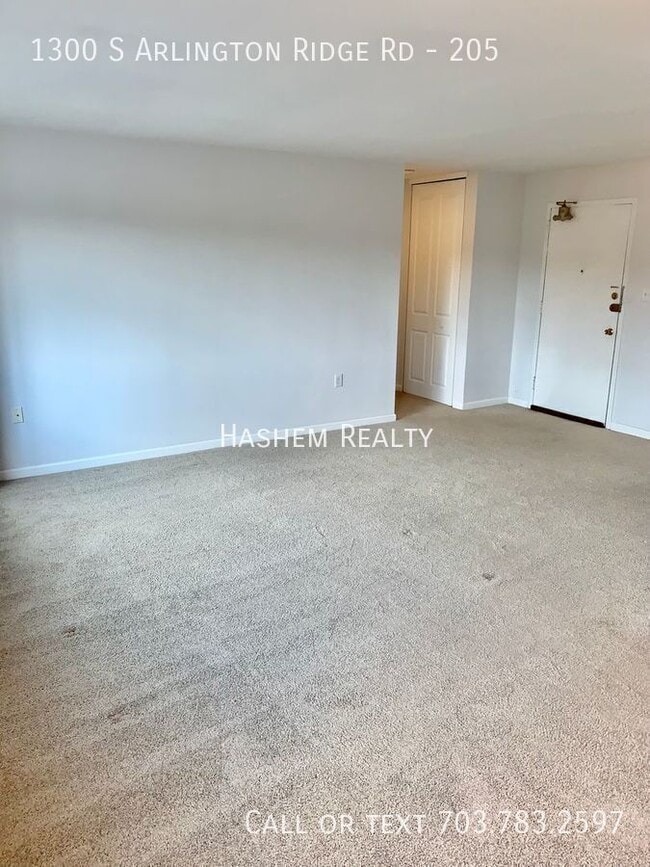 Building Photo - 1300 S Arlington Ridge Rd