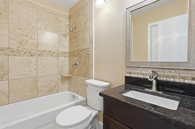 Building Photo - 7009 Shadow Bend Dr