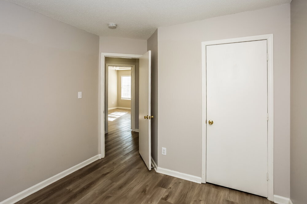 Building Photo - 10433 Battle Ct