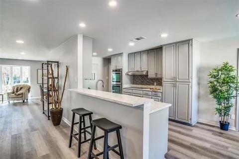 Building Photo - 4031 Port Royal Dr