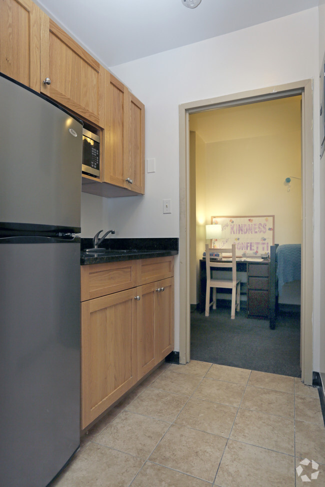 C Suite Kitchenette - Student Housing- Residence Hall